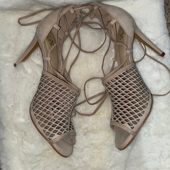 Vince Camuto Vasha Sandals - Picture 4 of 8